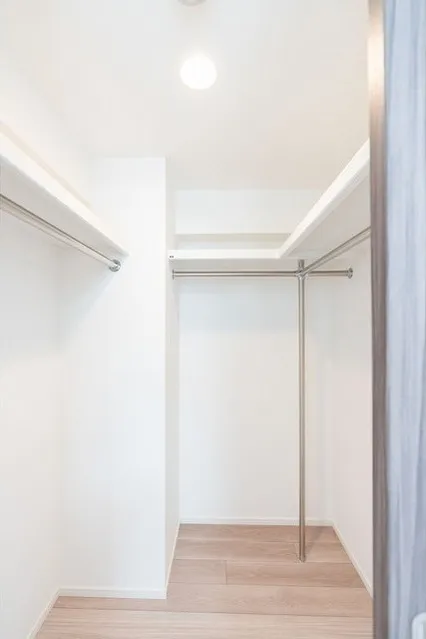 Belfarth Komazawa Sanchome - Interior - ["Building", "Fixture", "Wood"]