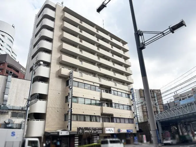 Yokohama East Exit Building, Room 909