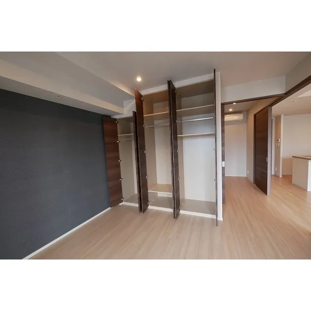 Comforia Shinjuku East Side Tower - Interior - ["Property", "Building", "Fixture"]