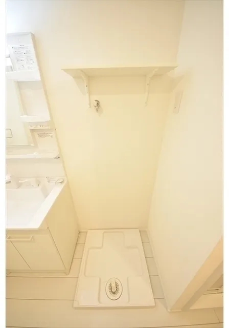 Le Coeur Shibuya Honmachi - Interior - ["Flooring", "Floor", "Plumbing fixture"]