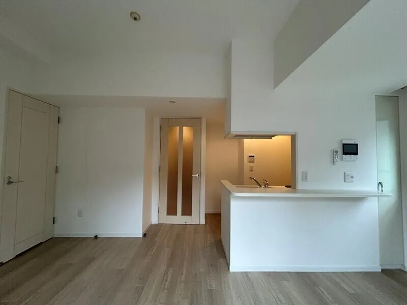 Central Crib Roppongi II - Interior - ["Flooring", "Floor", "Wood"]