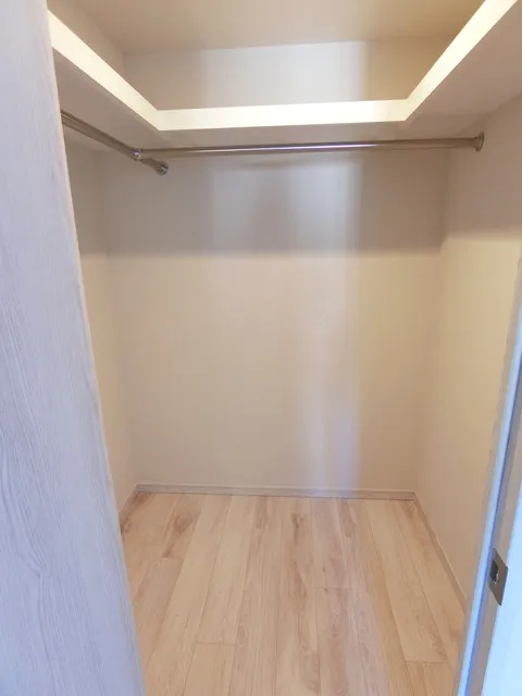 SOLASIA Residence Kyobashi - Interior - ["Wood", "Fixture", "Interior design"]