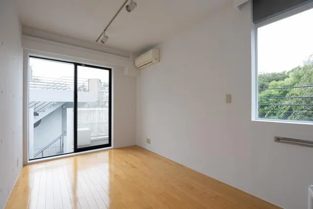 JOYCE Hiroo - Interior - ["Property", "Fixture", "Window"]