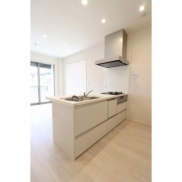Bonnur Allamanda - Interior - ["Cabinetry", "Property", "Countertop"]