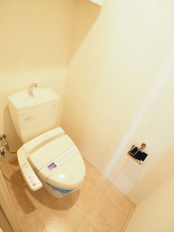 Residia Bunkyo Otowa II - Interior - ["Toilet seat", "Toilet", "Building"]