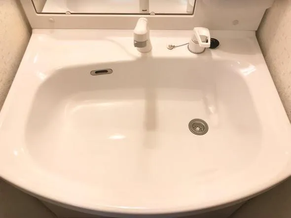 Log Ginza East - Interior - ["Plumbing fixture", "Bathroom", "Plumbing"]