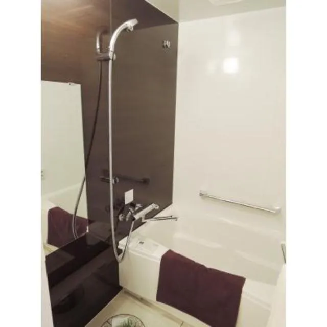 Park Axis Kikugawa Station Gate - Interior - ["Shower head", "Product", "Shower"]