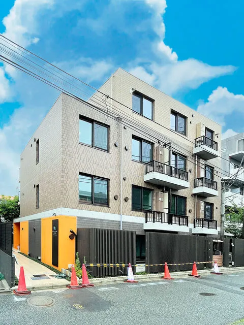 Well Square Ism Kamikitazawa - Exterior - ["Cloud", "Sky", "Property"]