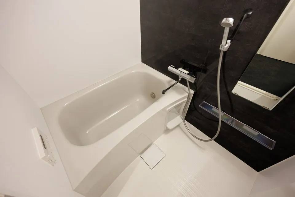 Hmlet Shinjuku Gyoenmae II - Interior - ["Plumbing fixture", "Flooring", "Floor"]