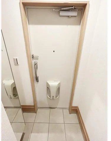 Carino7 - Interior - ["Bathroom", "Plumbing fixture", "Tile Flooring"]