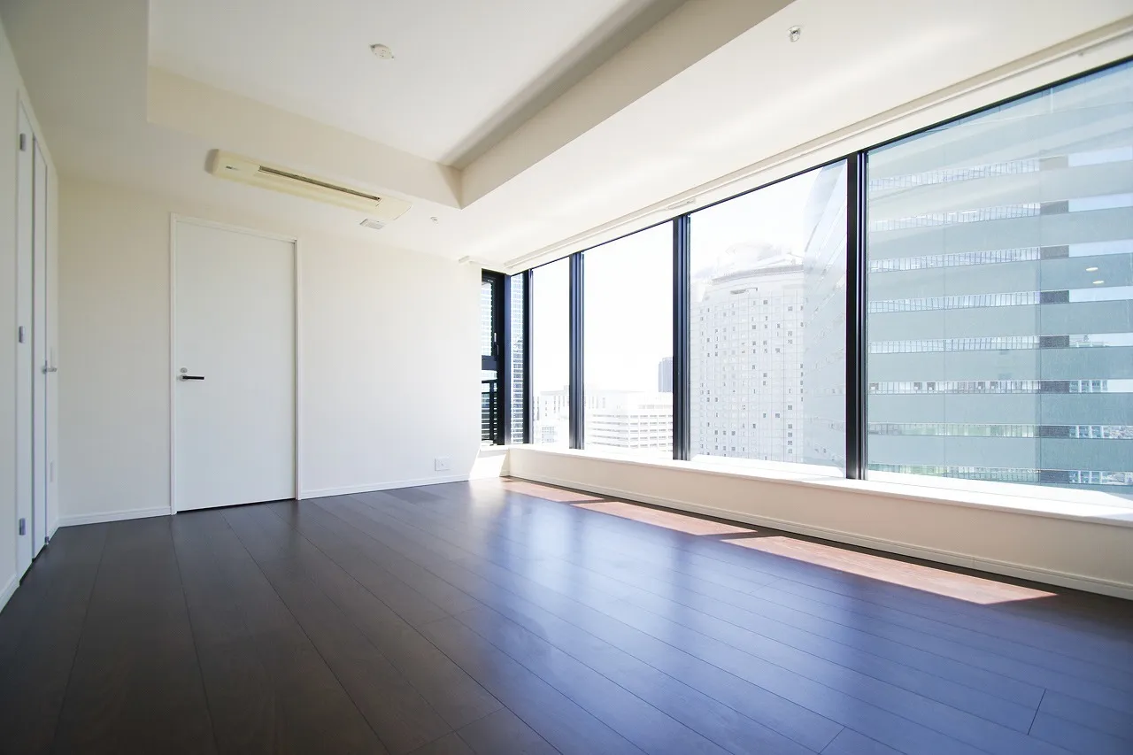 Central Park Tower La Tour Shinjuku - Interior - ["Window", "Building", "Fixture"]