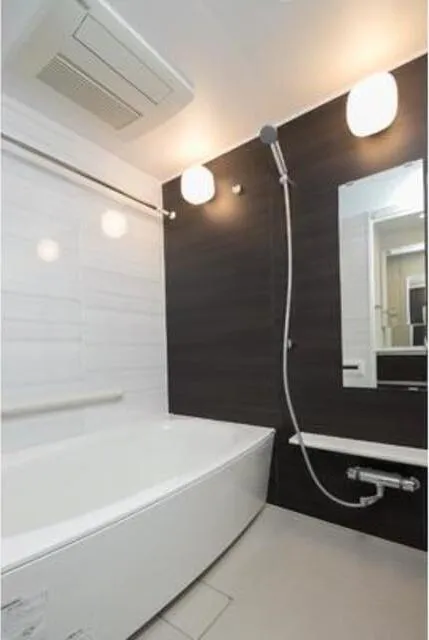 Merukumaru Keio Sasazuka Residence - Interior - ["Plumbing fixture", "Building", "Bathtub"]