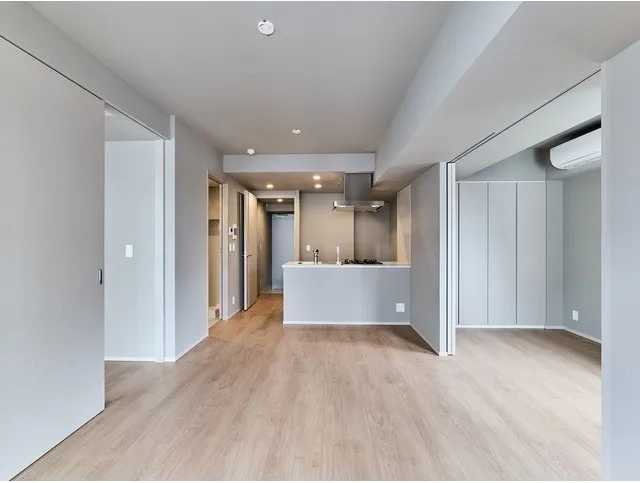 Baus Flats Kuramae - Interior - ["Flooring", "Floor", "Ceiling"]