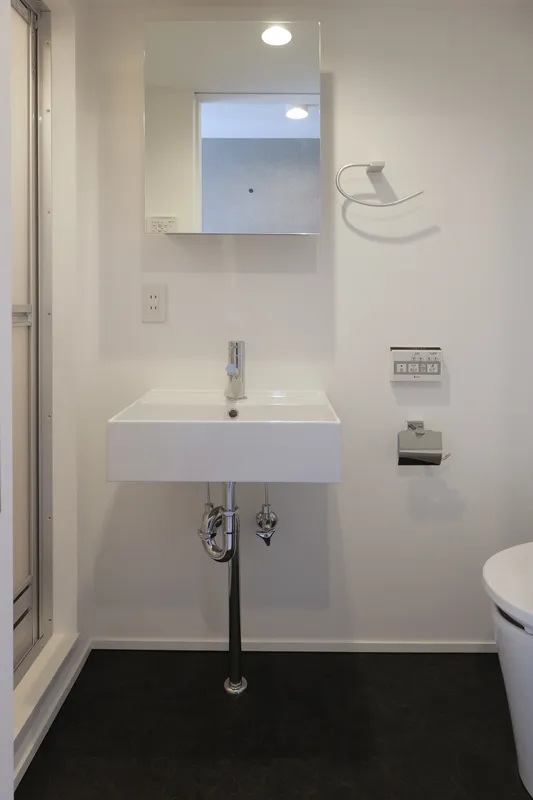 Fullea Kagurazaka - Interior - ["Bathroom Sink", "Plumbing fixture", "Wall"]