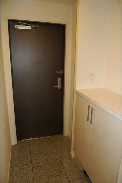 TK Flats Shibuya - Interior - ["Handle", "Building", "Door"]