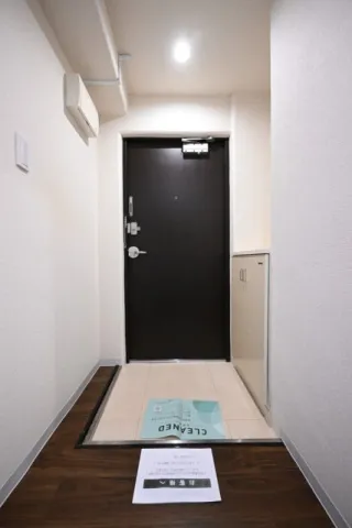 Nakagin 2nd Shinbashi Mansion - Interior - ["Flooring", "Floor", "Interior design"]