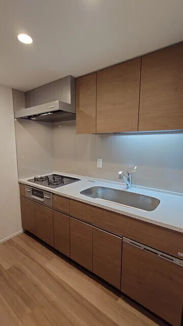 Park Tower Kachidoki South Building - Interior - ["Kitchen", "Flooring", "Countertop"]