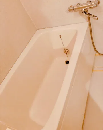 Prime Urban Machiya South Court - Interior - ["Brown", "Bathtub", "Plumbing fixture"]