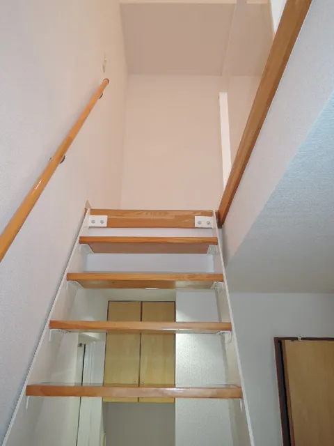 JAPT Ikejiri - Interior - ["Stairs", "Ladder", "Ceiling"]