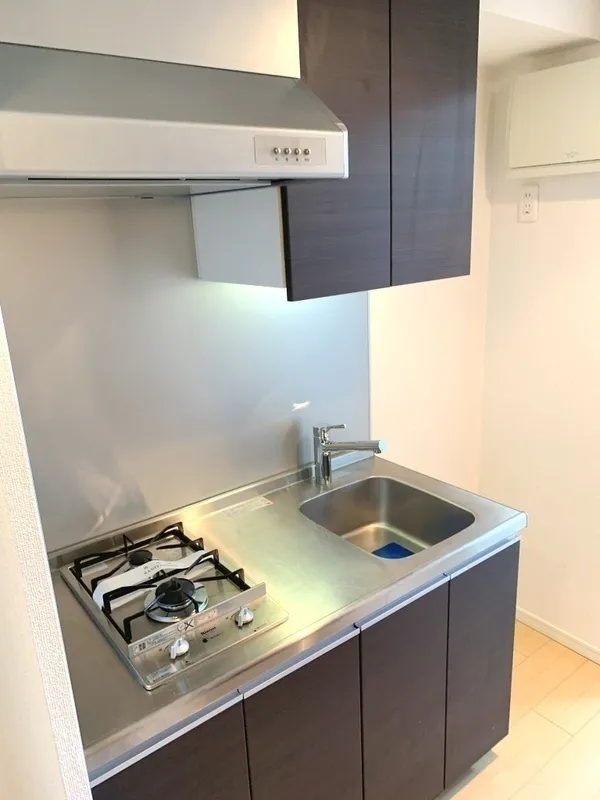 Ecology Toritsu Daigaku Residence - Interior - ["Wood", "Flooring", "Interior design"]