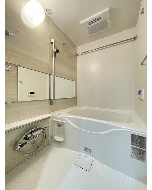Comfortia Liv Bunkyo Sendagi - Interior - ["Plumbing fixture", "Flooring", "Interior design"]