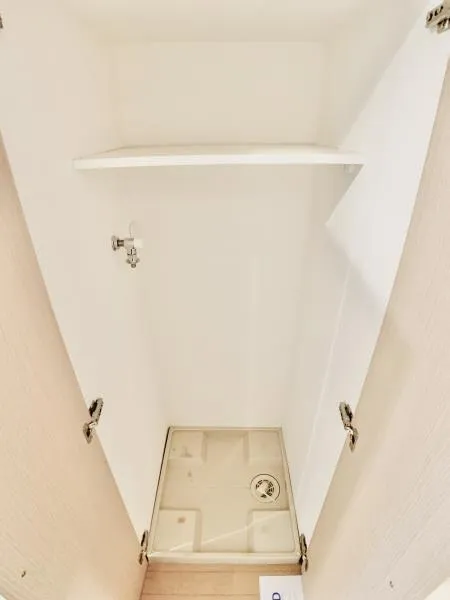 KDX Residence Monzennakacho - Interior - ["Wood", "Fixture", "Floor"]