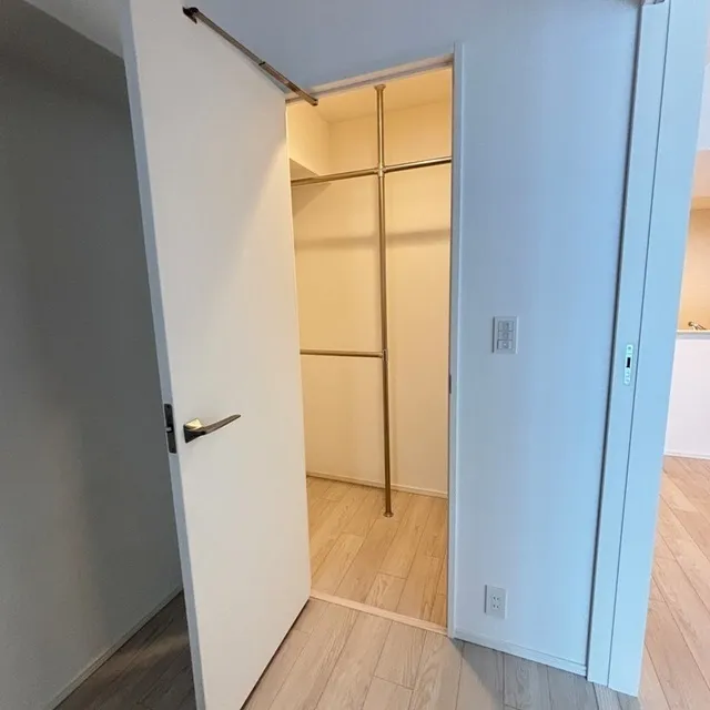 Park Axis Shinagawa Tennozu Isle - Interior - ["Flooring", "Wood", "Floor"]