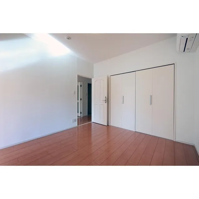Urban Court Ichigaya - Interior - ["Property", "Fixture", "Wood"]
