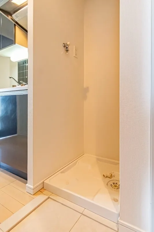 Le-Lion Nishi-Waseda - Interior - ["Flooring", "Wall", "Floor"]