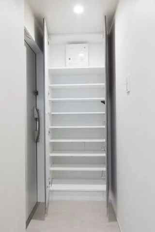 Proud Flat Togoshi Park - Interior - ["Wood", "Flooring", "Interior design"]