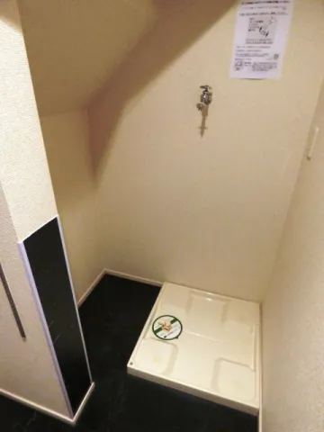 Multiplex Kanamecho - Interior - ["Flooring", "Floor", "Tile Flooring"]