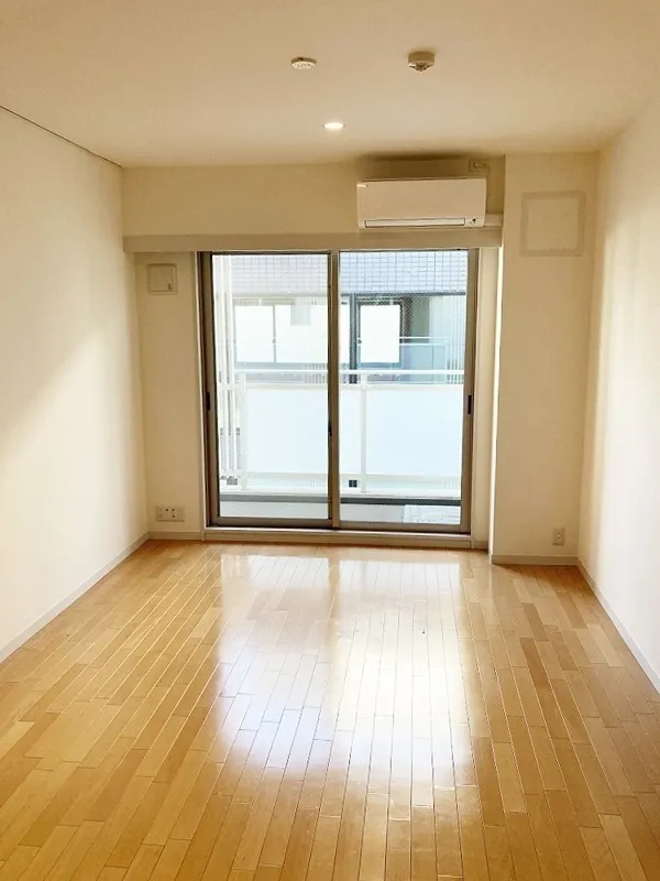 Frensia Azabujuban North - Interior - The photo shows a different type of residence.