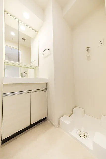 Lions Forsia Gotanda - Interior - ["Flooring", "Floor", "Interior design"]