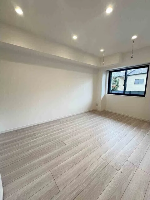 Comforia Liv Bunkyo Gokokuji - Interior - ["Flooring", "Wood", "Floor"]