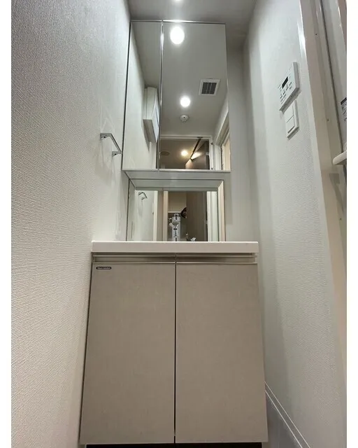 Daffitto Kinshicho - Interior - ["Flooring", "Interior design", "Floor"]