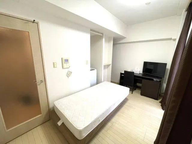 Prele Duc Hatchobori - Interior - []