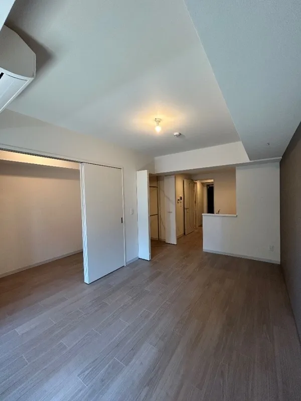 WORVE Suita Esaka - Interior - ["Flooring", "Floor", "Wood"]