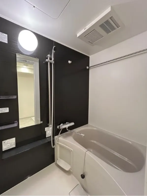 WORVE Suita Esaka - Interior - ["Flooring", "Ceiling", "Floor"]