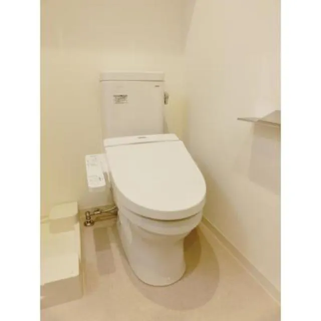 Anville Kanda Tsukasamachi - Interior - ["Toilet", "Toilet seat", "Property"]