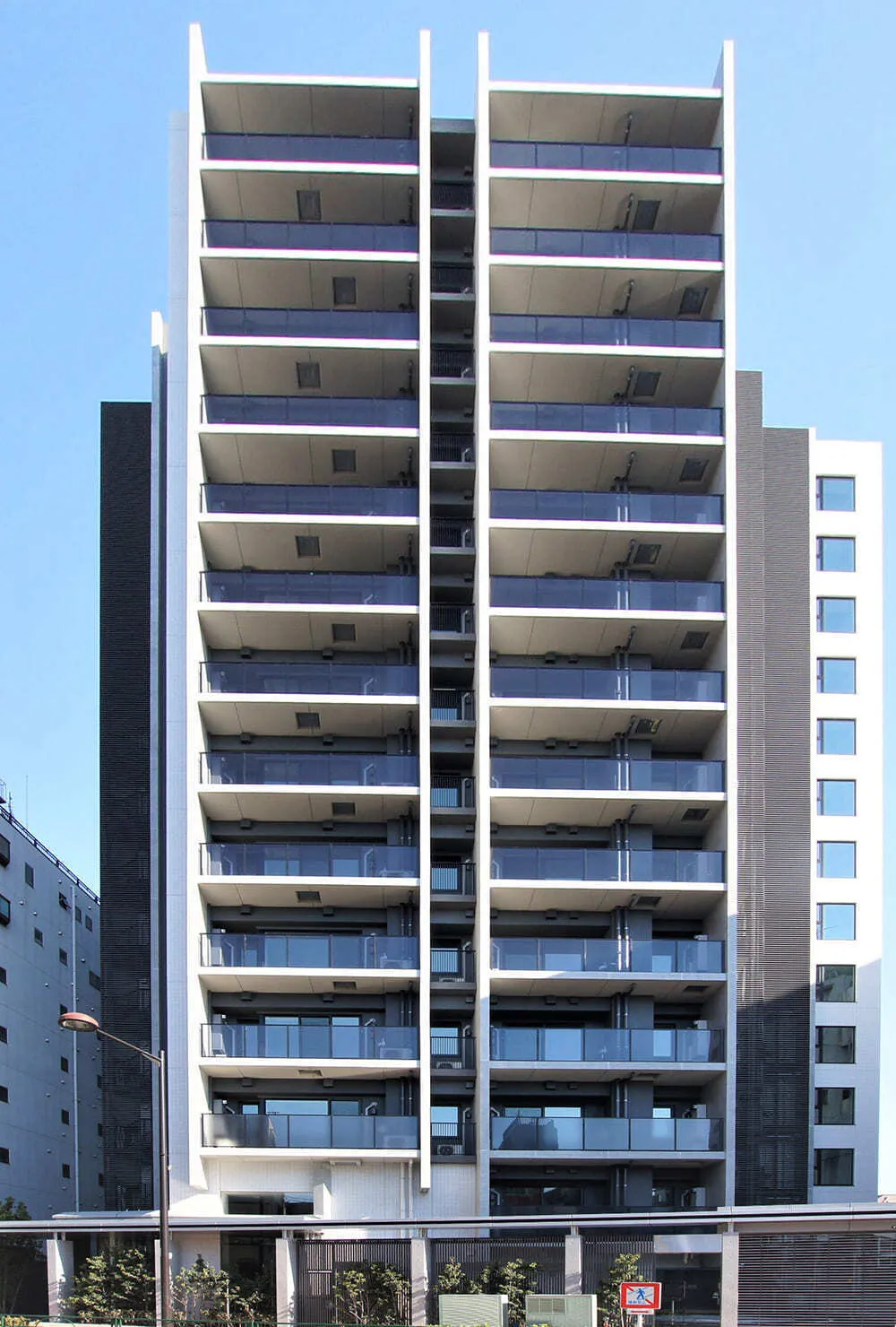 SUMII Shibuya Honmachi - Exterior - []