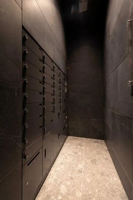 URBAN PARK GRANDE Daikanyama - Exterior - ["Flooring", "Floor", "Composite material"]