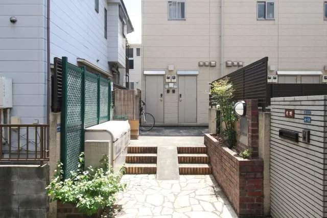 Cele Itabashi Honcho - Exterior - ["Residential area", "Flowerpot", "Concrete"]