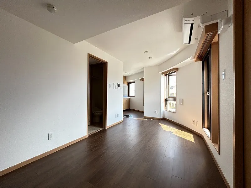 Will Terrace Shindaita - Interior - ["Flooring", "Floor", "Wood"]