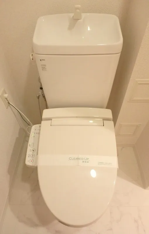 Esty Maison Toyosu Residence - Interior - ["Plumbing fixture", "Toilet seat", "Bathroom"]