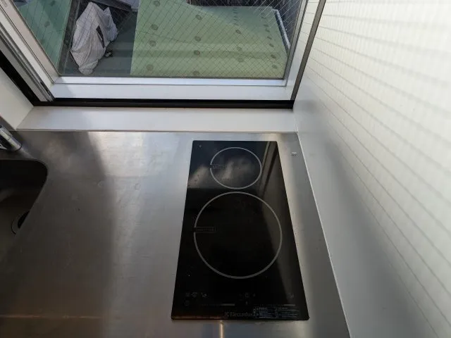Faret Yoyogi Uehara - Interior - ["Tableware", "Wood", "Flooring"]