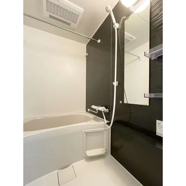 Grand Flat Sakurashinmachi - Interior - ["Property", "Building", "Plumbing fixture"]