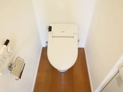 KDX Residence Togoshi (formerly: Belfast Togoshi) - Interior - ["Toilet", "Toilet seat", "Plumbing fixture"]