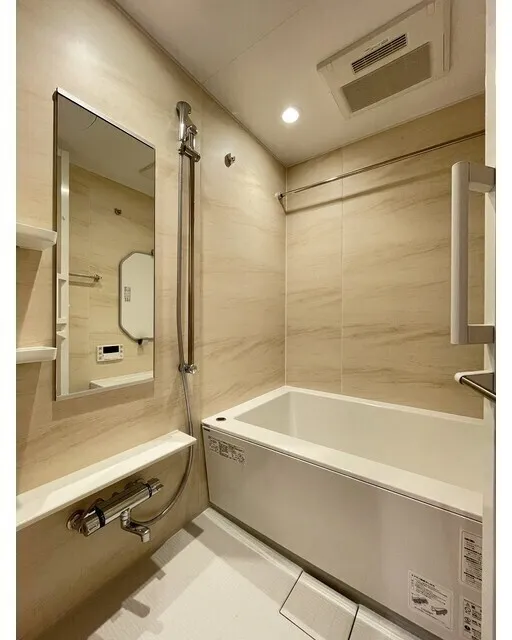 Season Flats Omorinishi - Interior - ["Flooring", "Plumbing fixture", "Bathroom"]