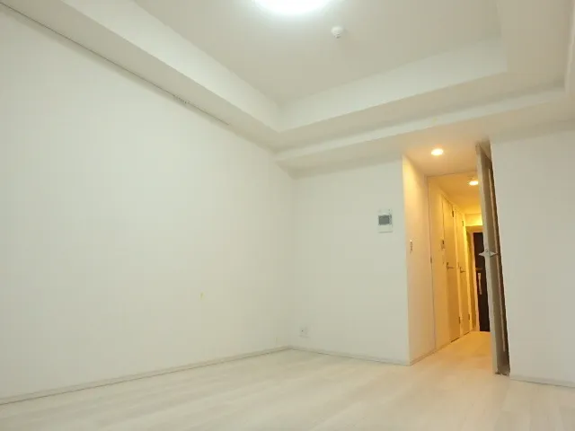 Le Fon Blanche Shinagawa Minamioi - Interior - ["Flooring", "Floor", "Ceiling"]