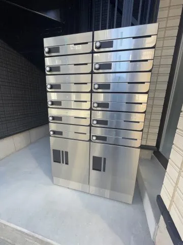 Log Life Higashi Rokugo - Other - ["Silver", "Tile", "Tile Flooring"]